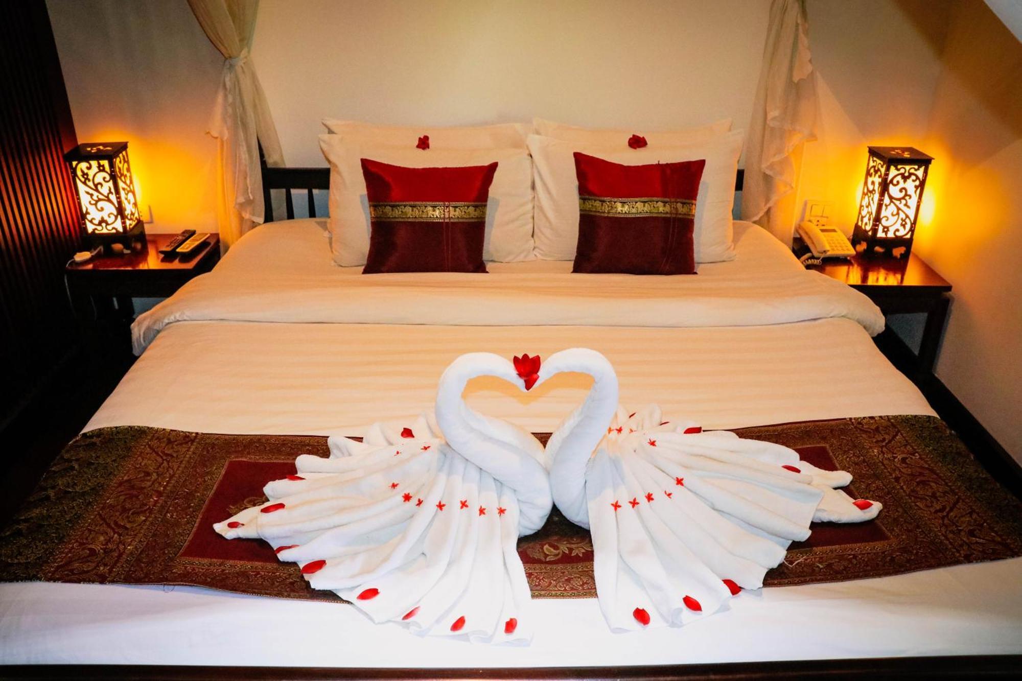 Meuangluang Hotel Luang Prabang Esterno foto