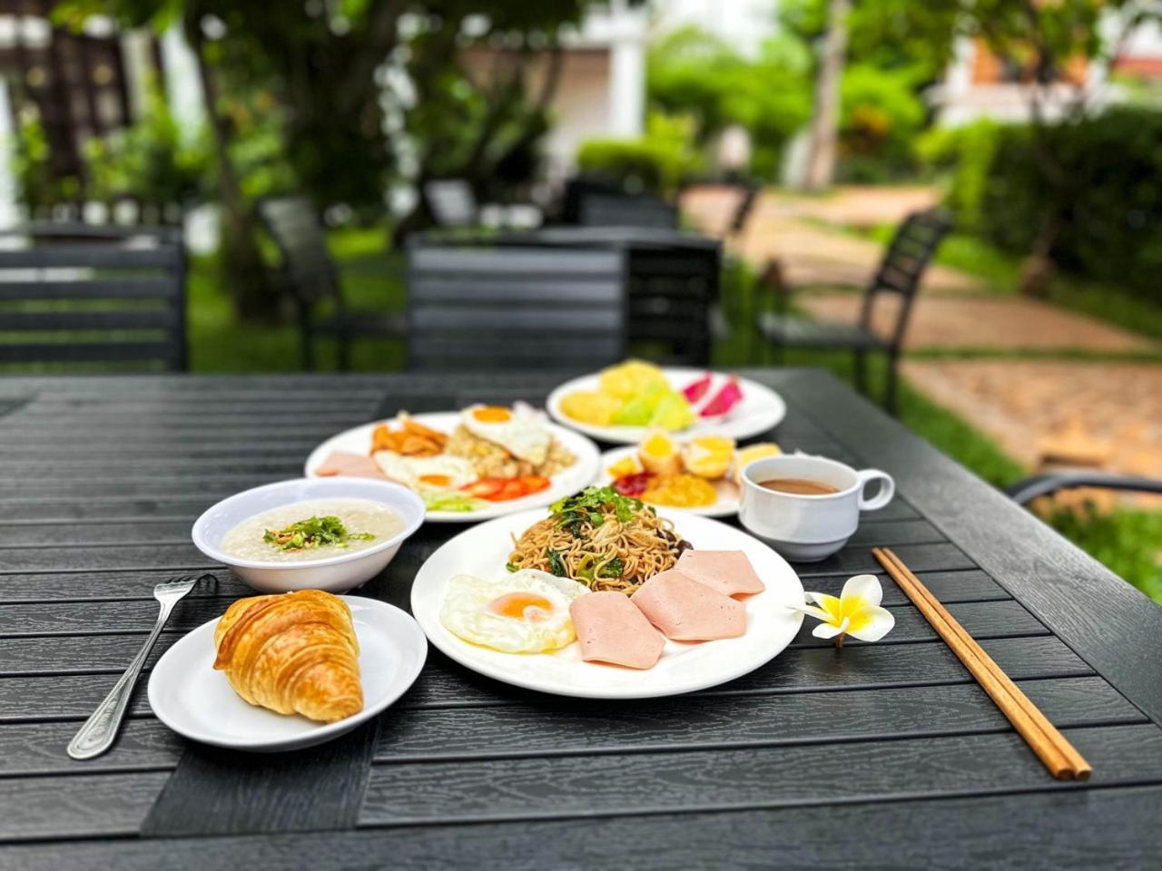 Meuangluang Hotel Luang Prabang Esterno foto