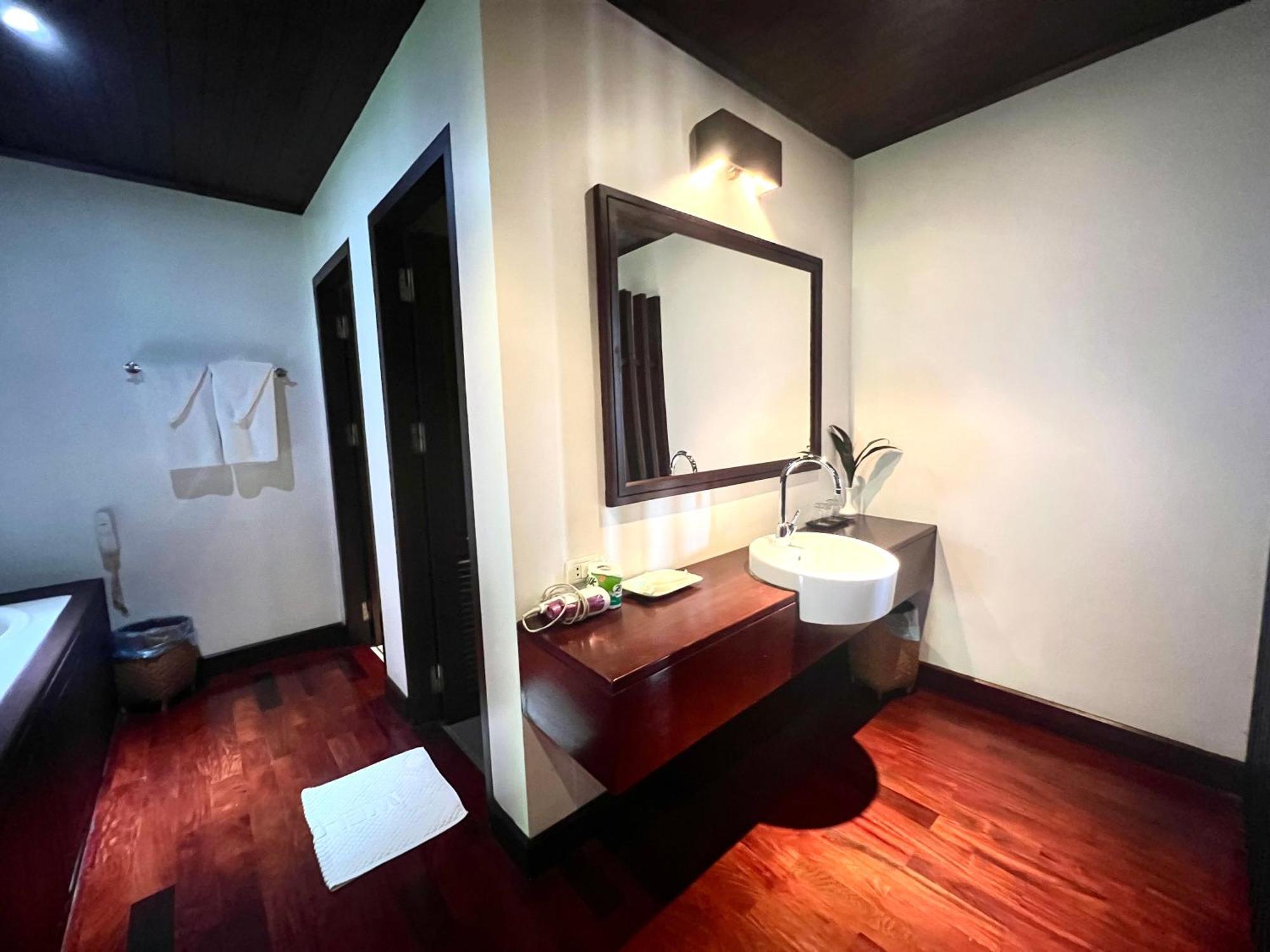 Meuangluang Hotel Luang Prabang Esterno foto