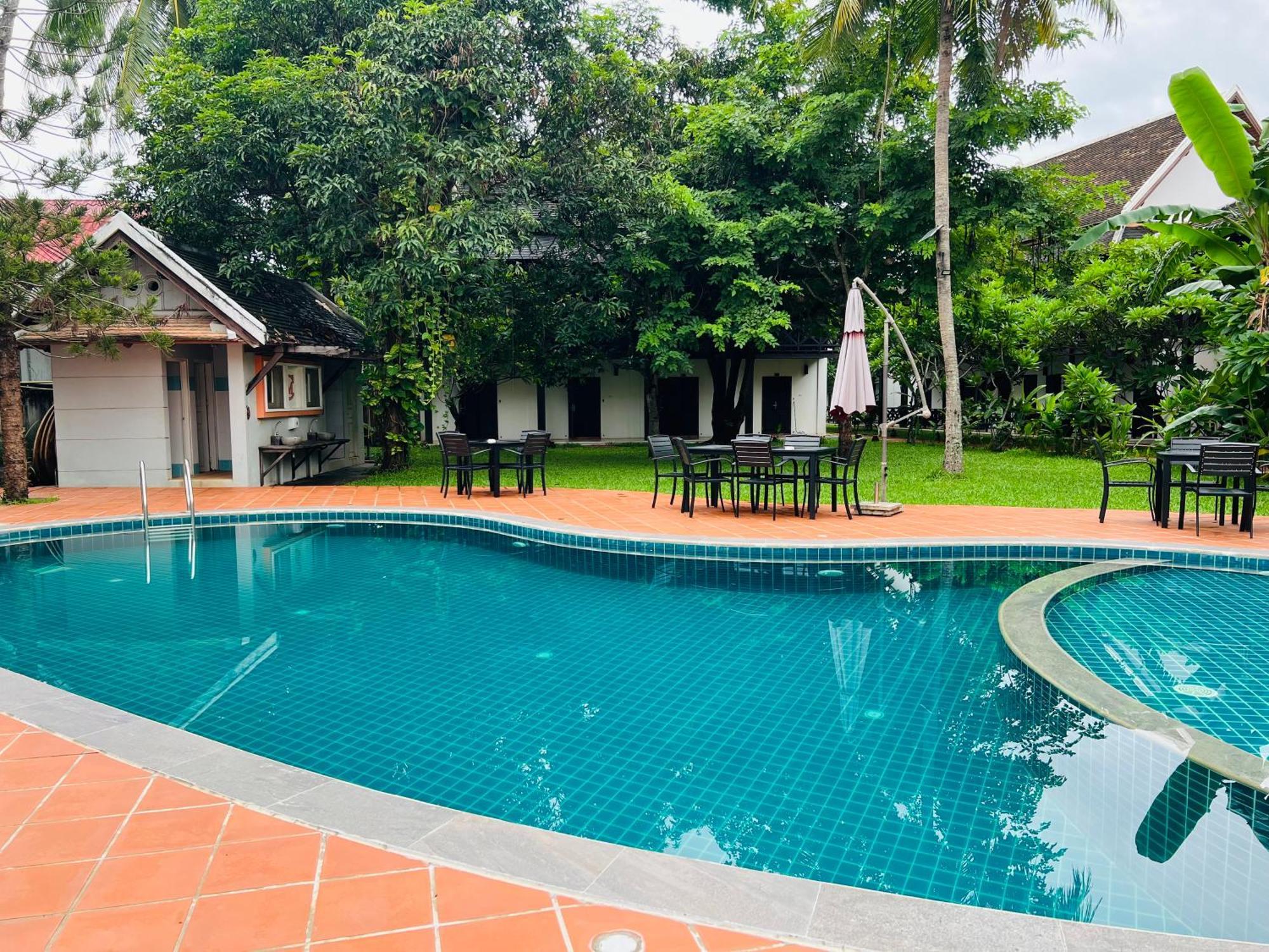 Meuangluang Hotel Luang Prabang Esterno foto